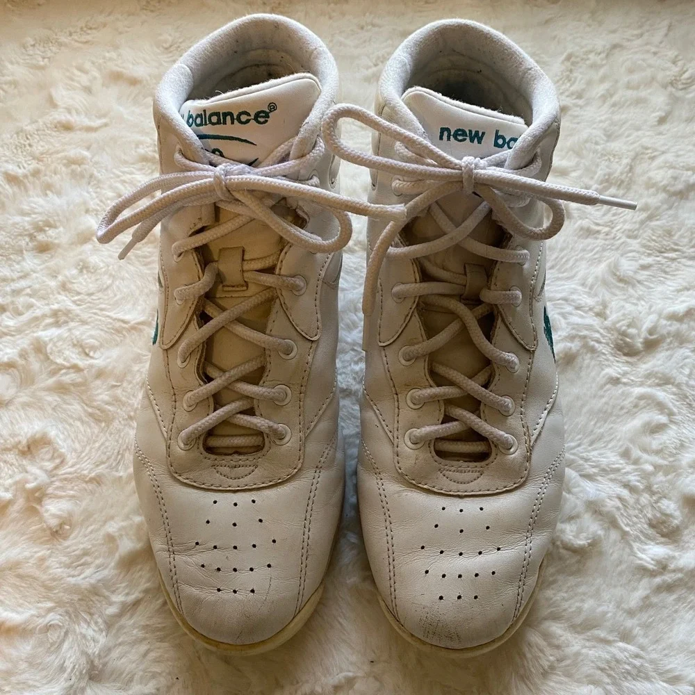 Vintage New Balance 300 High Top Sneakers Women's Size 11 Leather Athletic Shoes